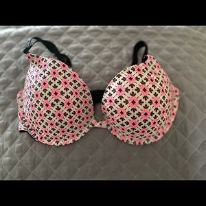Victoria Secret Push Up Bra 36D